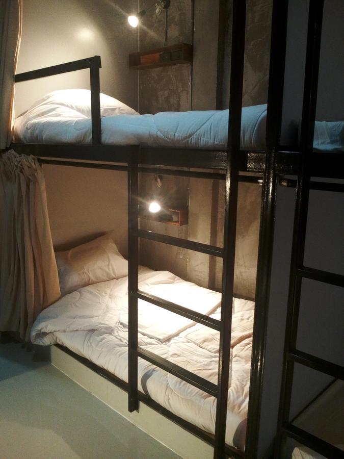 Yellow Flower Hostel Chiang Rai Zewnętrze zdjęcie