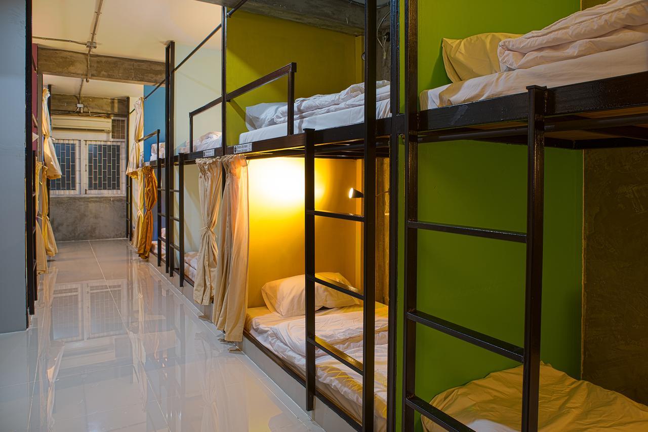 Yellow Flower Hostel Chiang Rai Zewnętrze zdjęcie
