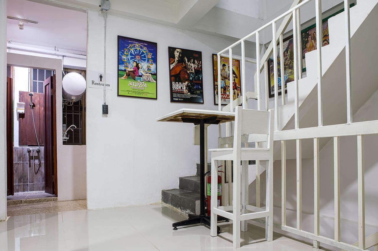 Yellow Flower Hostel Chiang Rai Zewnętrze zdjęcie