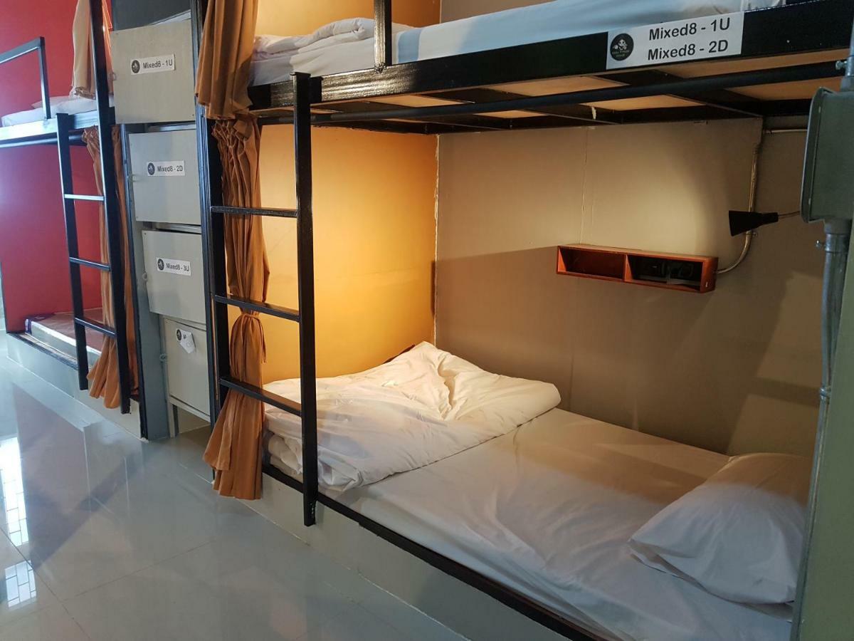 Yellow Flower Hostel Chiang Rai Zewnętrze zdjęcie