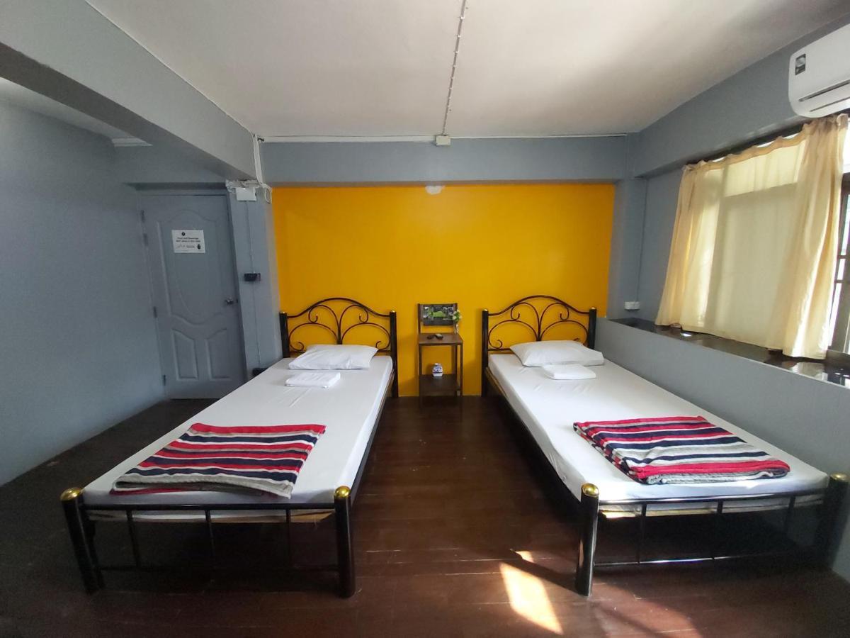 Yellow Flower Hostel Chiang Rai Pokój zdjęcie